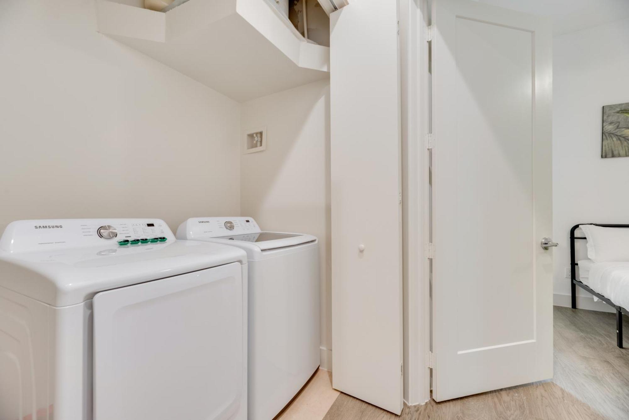 Snappy Loft Style 2Br I Gym I Parking I Workspace Dallas Buitenkant foto