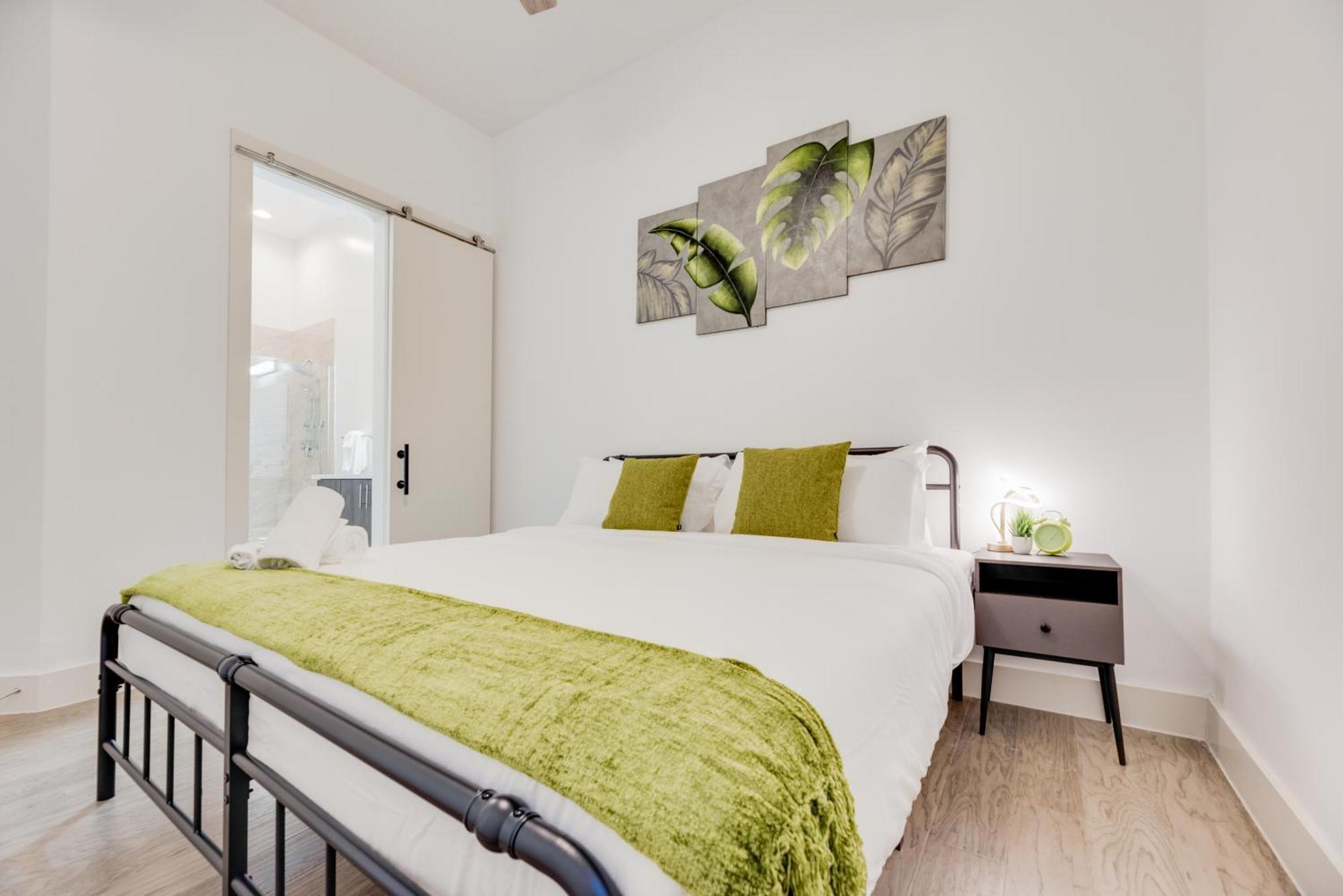 Snappy Loft Style 2Br I Gym I Parking I Workspace Dallas Buitenkant foto